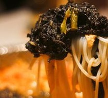 Unlimited rice noodle slurping