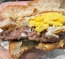 Caramelized Egg Beef Burger