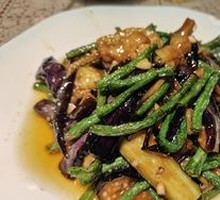 Stir-fried long beans with eggplant
