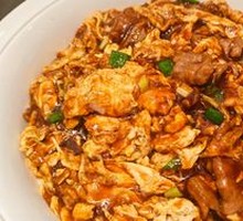 Sour Stir-Fried Egg with Wood Ear Mushrooms