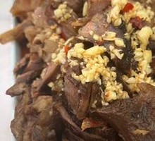 Beef and Beef Tendon Braised Dish Platter