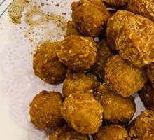 Crispy Fried Meatballs