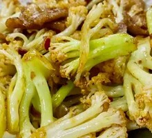 Spicy Cauliflower in Hot Pot