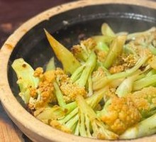 Stir-Fried Cauliflower with Sauce