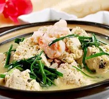 Old Tofu in Clay Pot