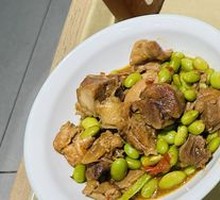 Braised Chicken with Edamame