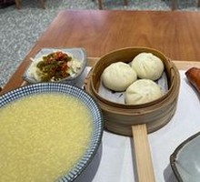 Steamed Pork Dumplings