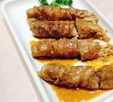 Beef Rolls with Enoki Mushrooms