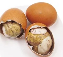 Boiled Live Quail Eggs