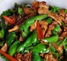 Stir-fried Pork with Long Green Chili