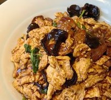 Sour Stir-fried Wood Ear with Egg