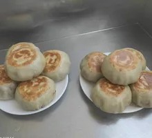 Gate Nail Meat Buns
