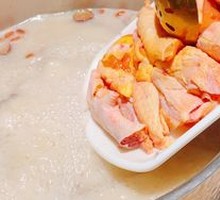 Pepper Pig's Stomach and Chicken Hot Pot Base