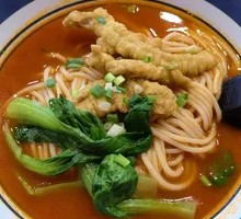 Southern Xinjiang Tomato Soup with Tender Meat Noodles