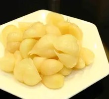 Sweet Pickled Garlic