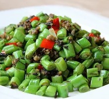 Minced Pork with Green Beans and Preserved Vegetable