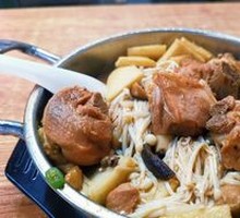 Stewed Chicken with Brown Sauce