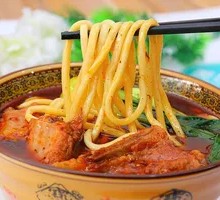 Pork Rib Noodle with Bamboo Shoots