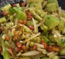 Classic Hometown Cucumber Salad