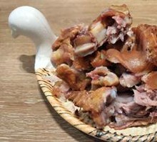 Signature Pig Trotter