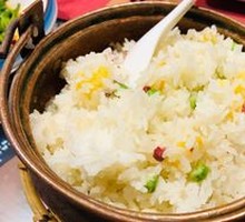 Stove-pot Steamed Rice