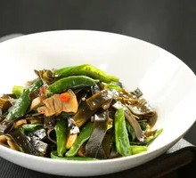 Stir-Fried Earth Chili with Kelp