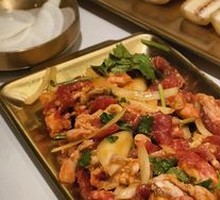 Qiqi Mixed Meat Salad