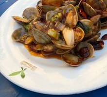 Spicy Stir-Fried Clams