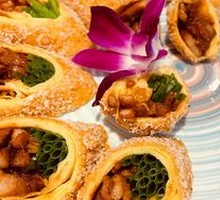 Beijing-style Sweet Soy Sauce Shredded Pork Rolls