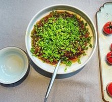 Stuffed Duck Stir-Fried Noodles