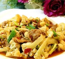 Pork Belly Stir-Fried with Cauliflower