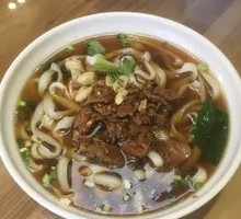 Lean Pork Chicken Noodle Soup with Knife-Cut Noodles