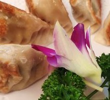 Leek Pan-Fried Dumplings