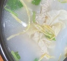 Tofu Skin包裹粉丝汤