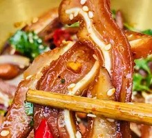 Braised Pig Ears in Soy Sauce