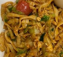 Tomato and Egg Fried Noodles