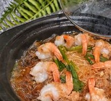 Garlic Shrimp with Rice Noodles