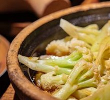 Stir-Fried Cauliflower with Sauce