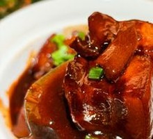 Braised Pork with Qianzheng Mountain Bamboo Shoots