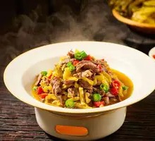 Pickled Vegetable Stir-fried Beef (Tonglong)