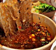 Spicy Chicken Bone Soup Noodles