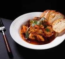 Pan-seared Ecuadorian White Shrimp with Olive Oil