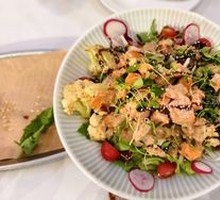 Cheese Baked Salmon Cauliflower Salad