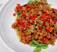 Stir-Fried Beef with Yellow Onion