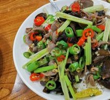 Stir-Fried Chicken Offal Rice Bowl