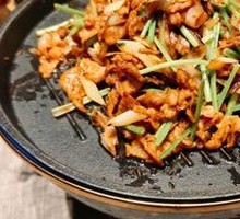 Grilled Lamb on Hot Plate