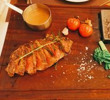 Secret-Recipe Angus Rib