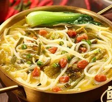 Copper Pot Sour Cabbage Rice Noodles