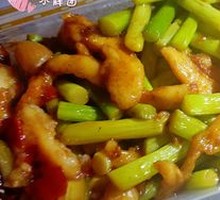 Stir-fried Pork with Garlic Greens