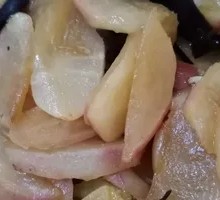 Black fungus and radish stir-fry